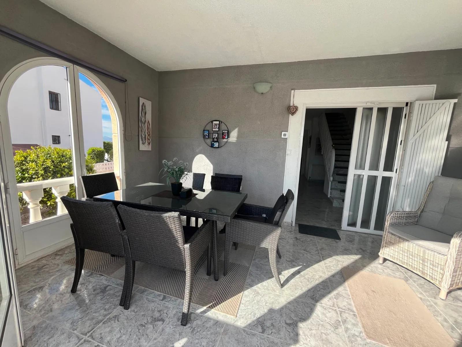 Villa for sale in Benijófar
