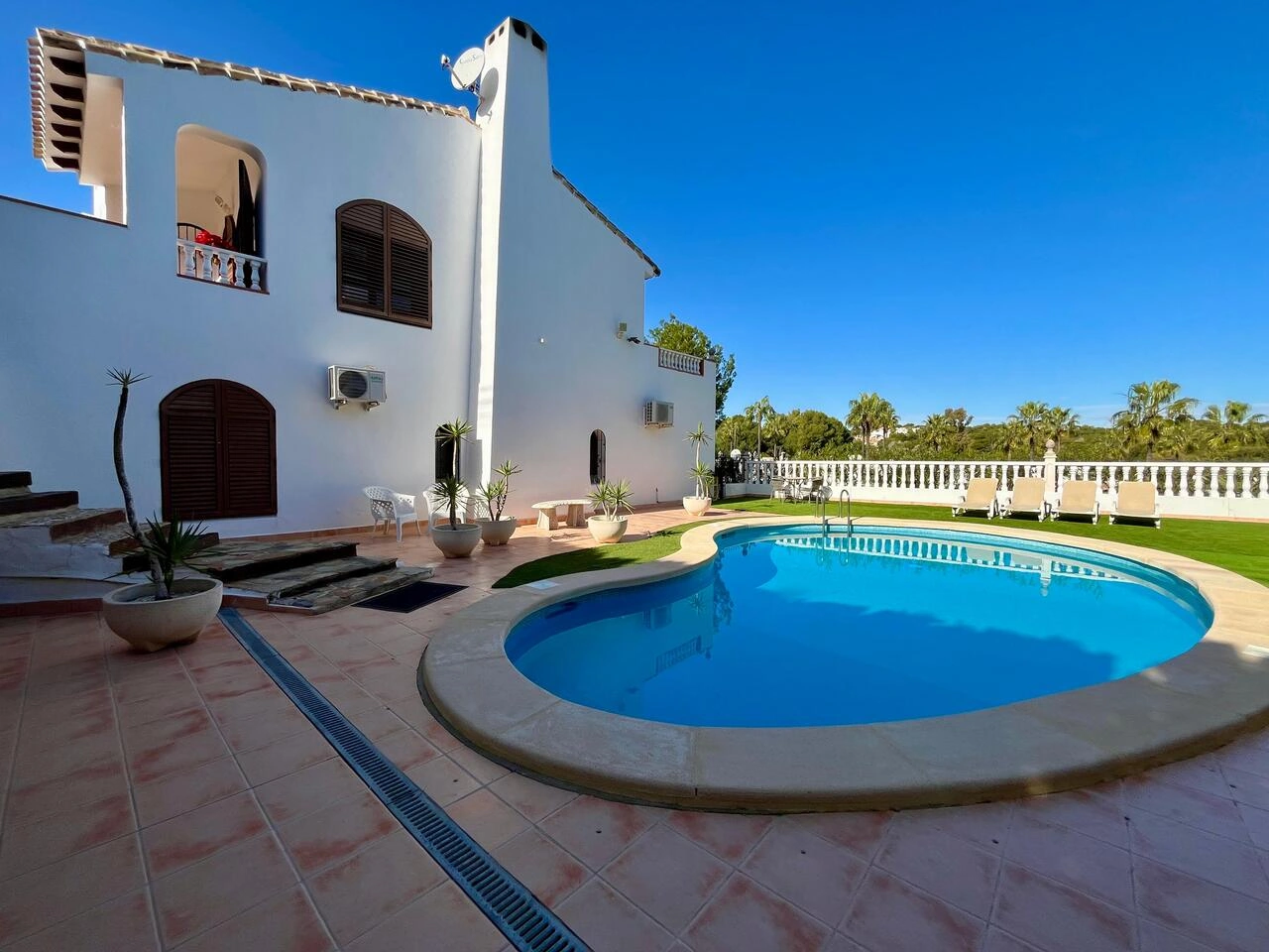 Villa à la vente à Villamartin