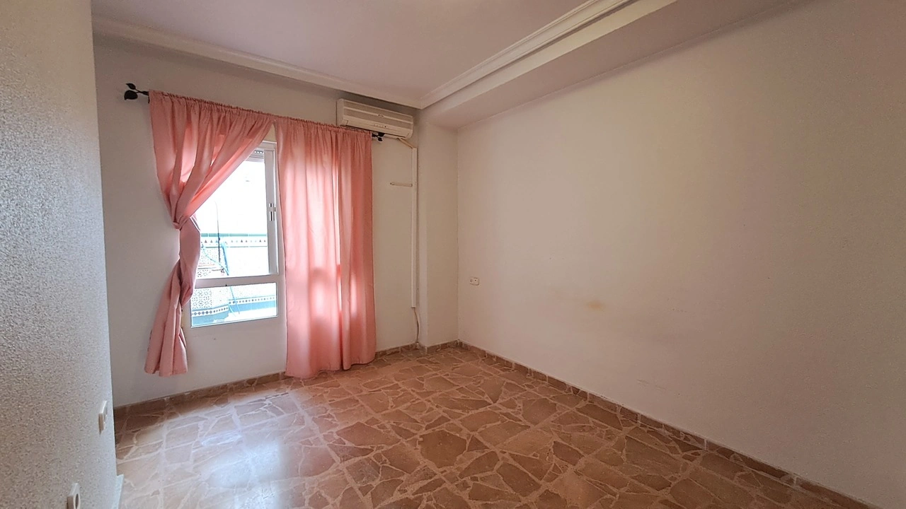 Flat for sale in Torrevieja
