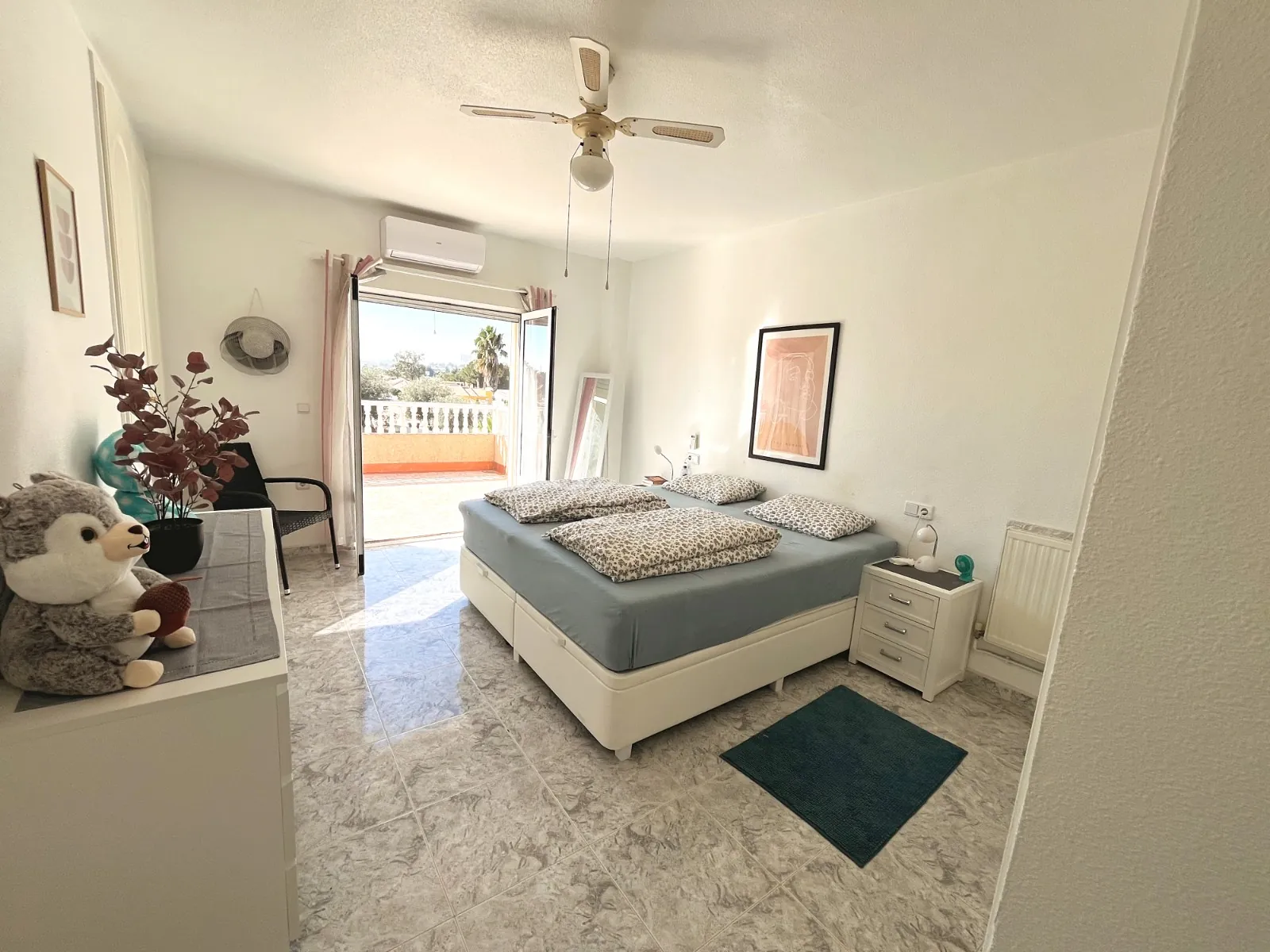 Villa for sale in Benijófar
