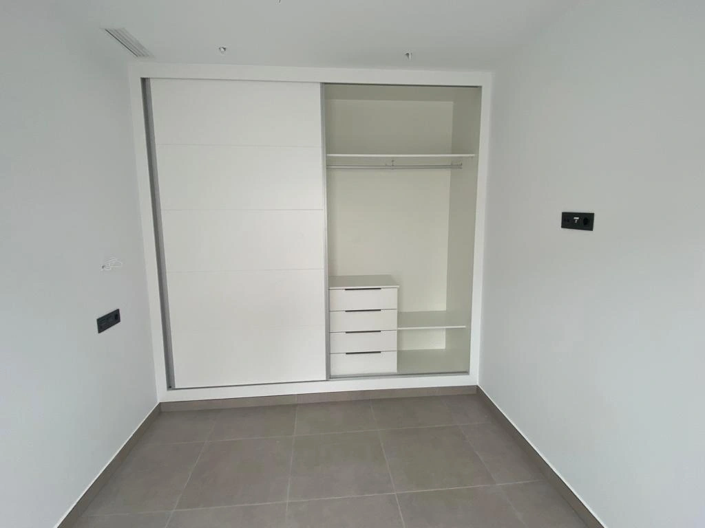Villa for sale in Los Alcazares