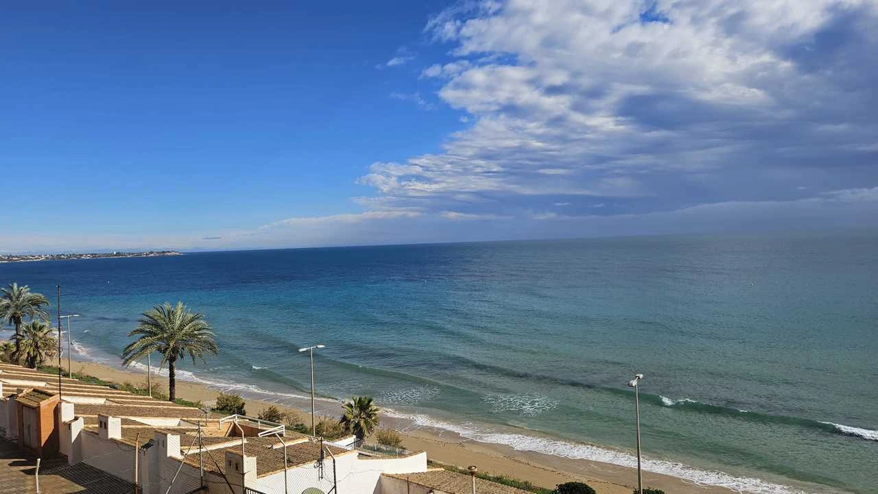 Flat til salg i Mil Palmeras