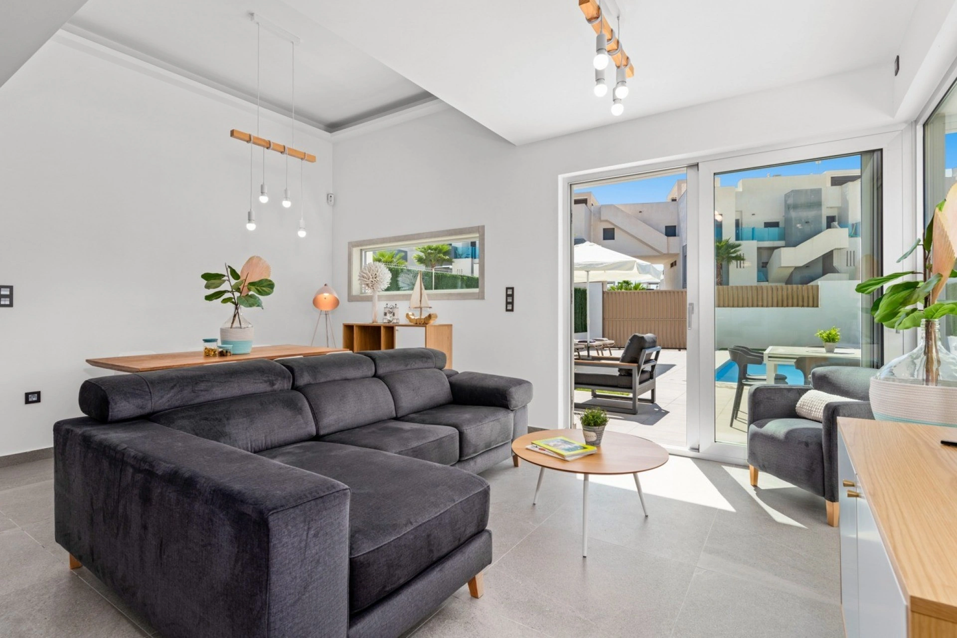 Detached House / Villa à la vente à Guardamar Del Segura