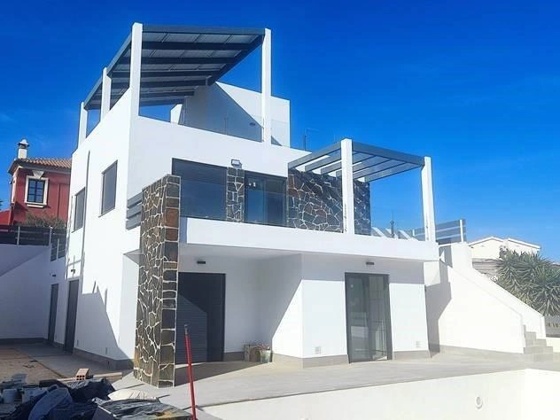 Villa for sale in Rojales