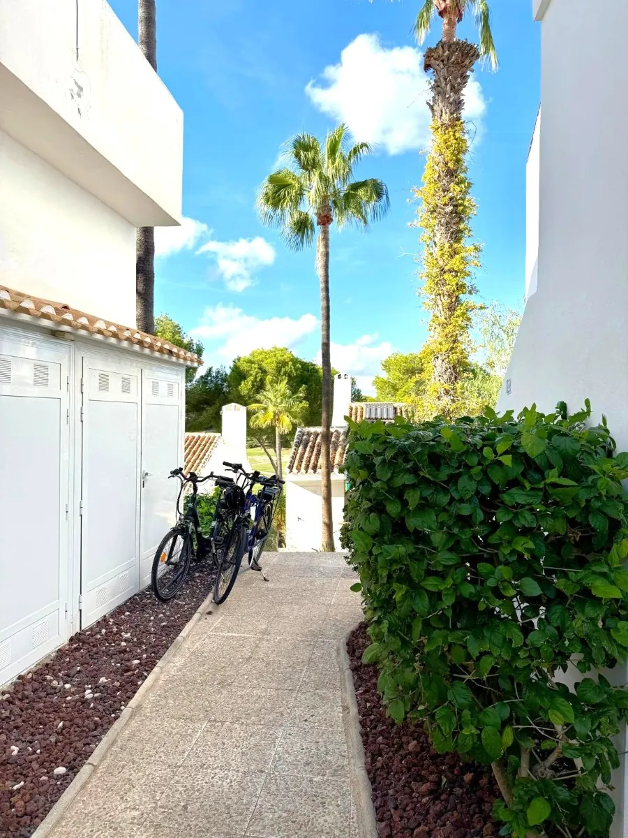 Villa à la vente à Villamartín
