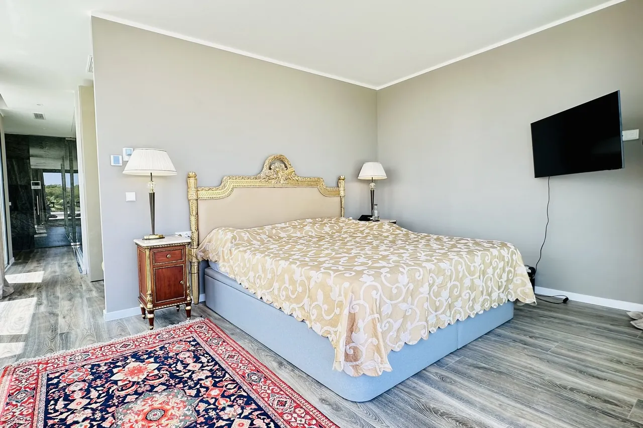 Villa zum verkauf in Las Colinas Golf Resort