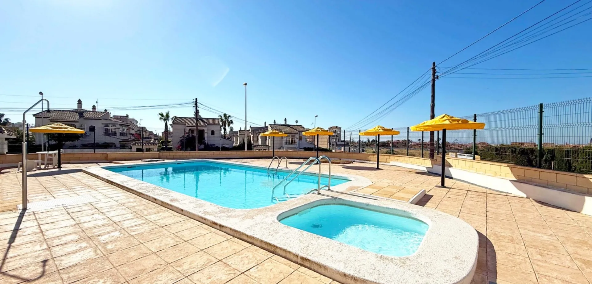 Bungalow till försäljning i Torrevieja