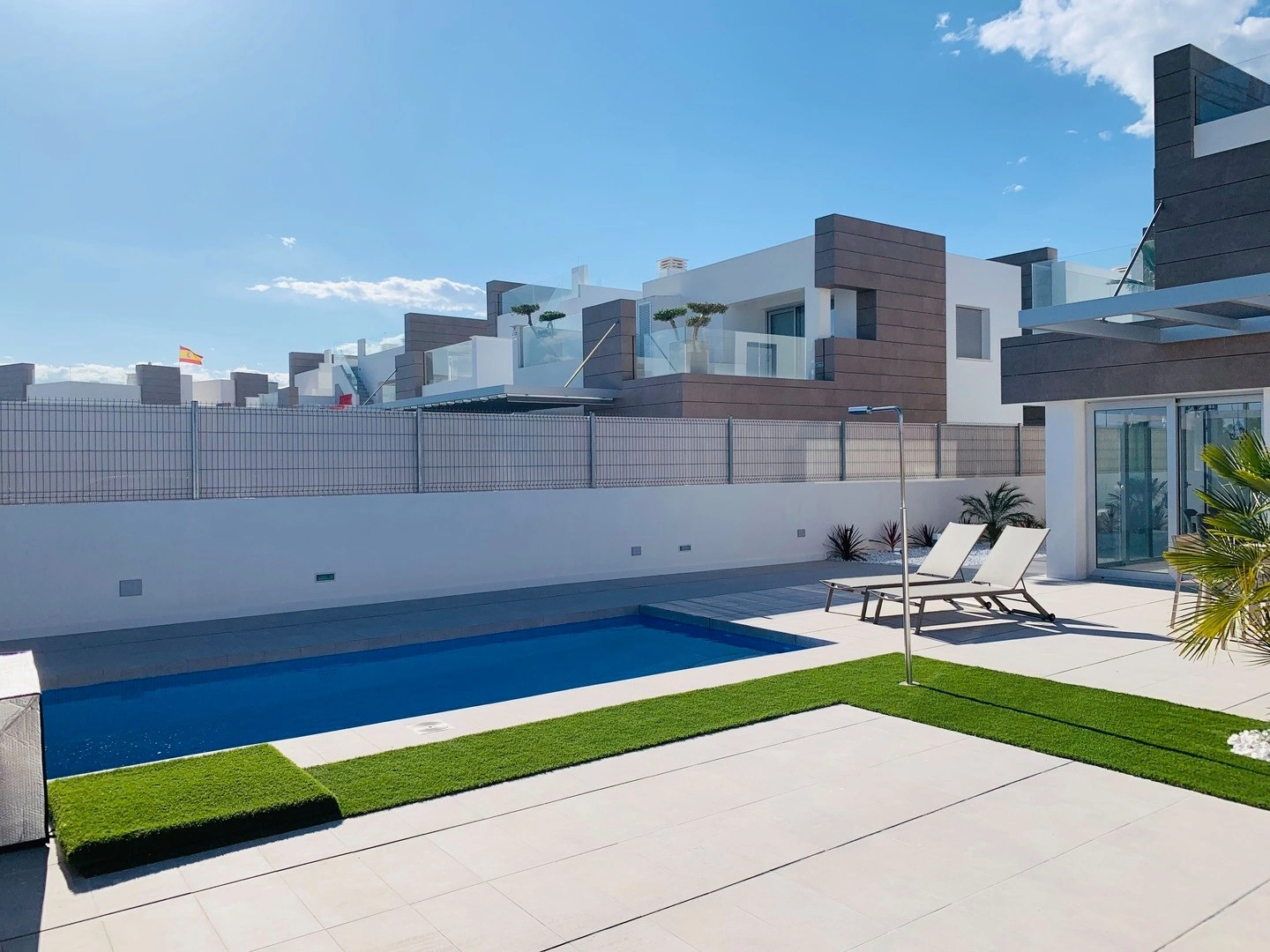 Villa à la vente à El Raso