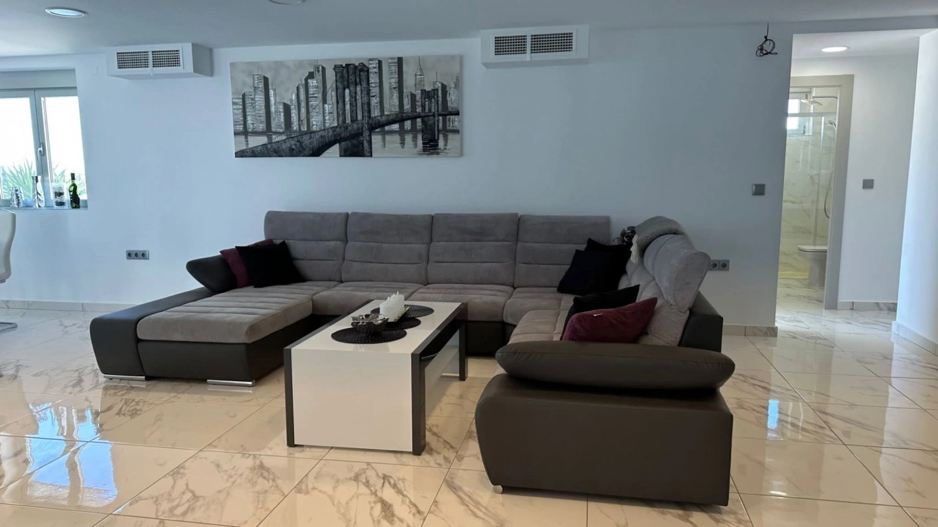 Villa till försäljning i Ciudad Quesada