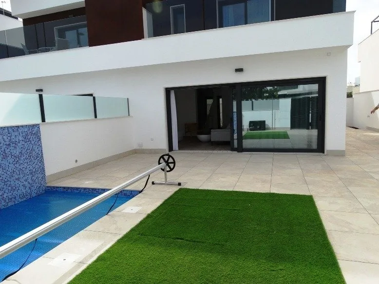 Villa à la vente à Pilar De La Horadada