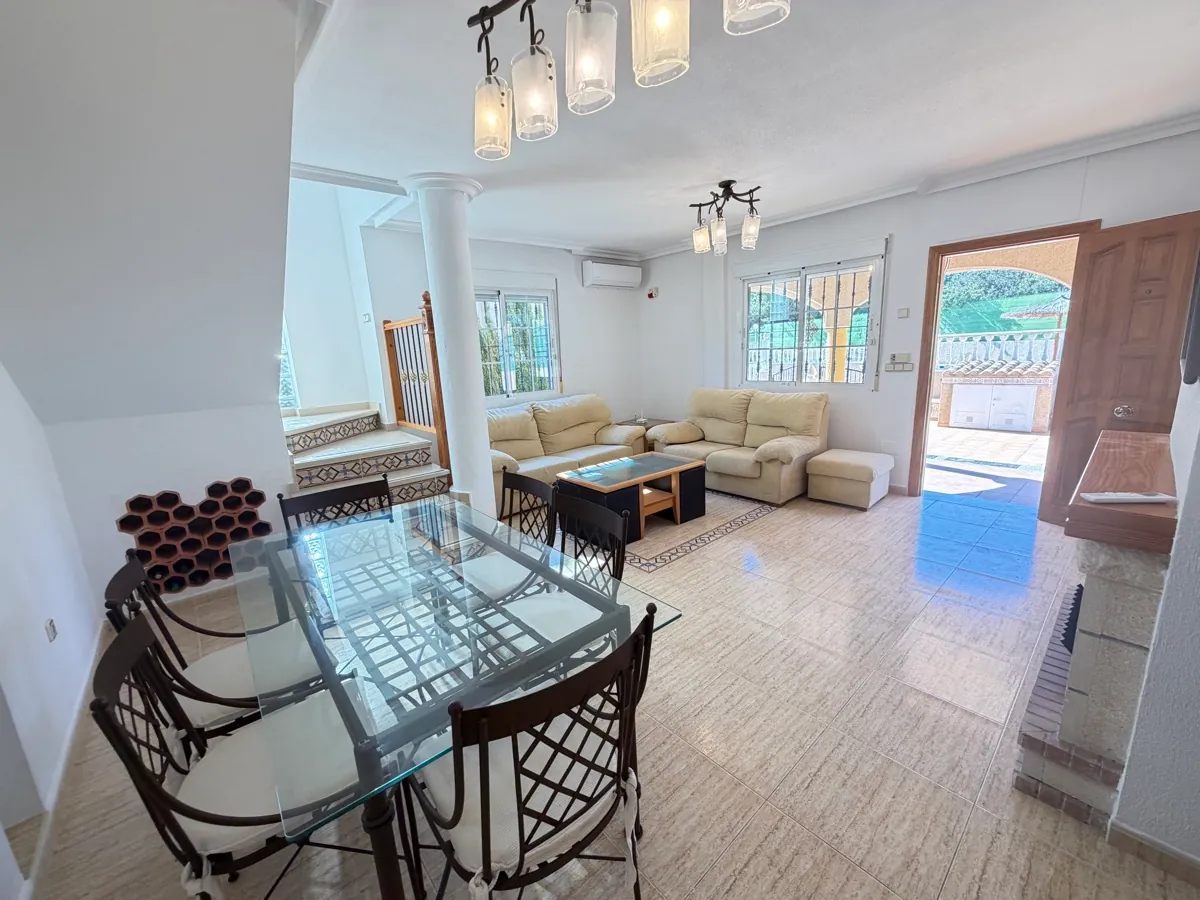 Chalet/Villa en venta en Villamartin