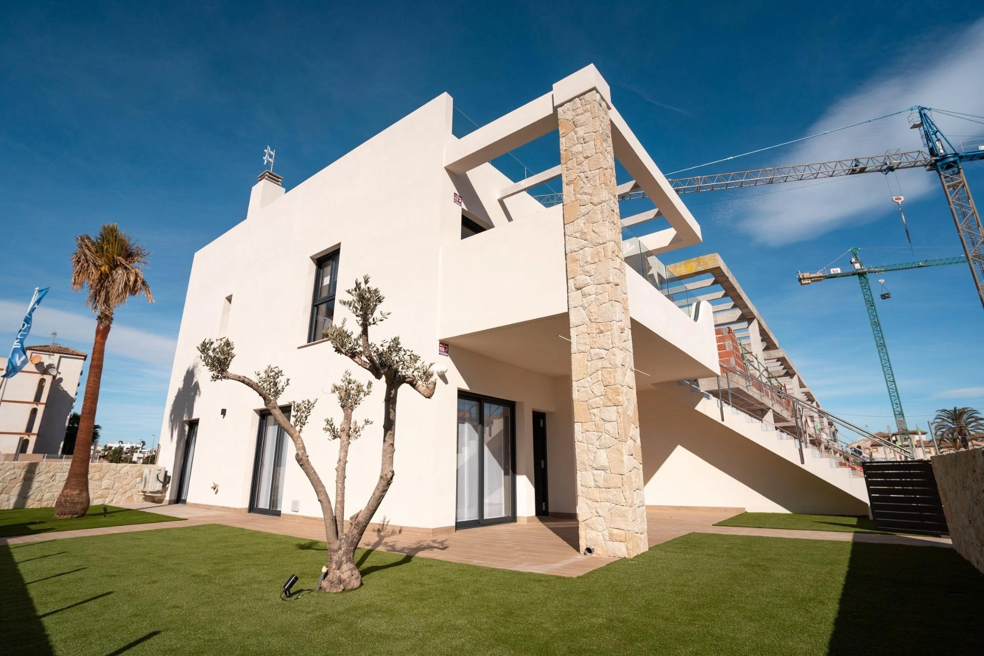 Bungalow for sale in Pilar De La Horadada