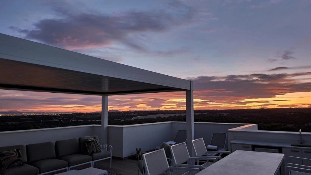 Penthouse te verkoop in Las Colinas Golf