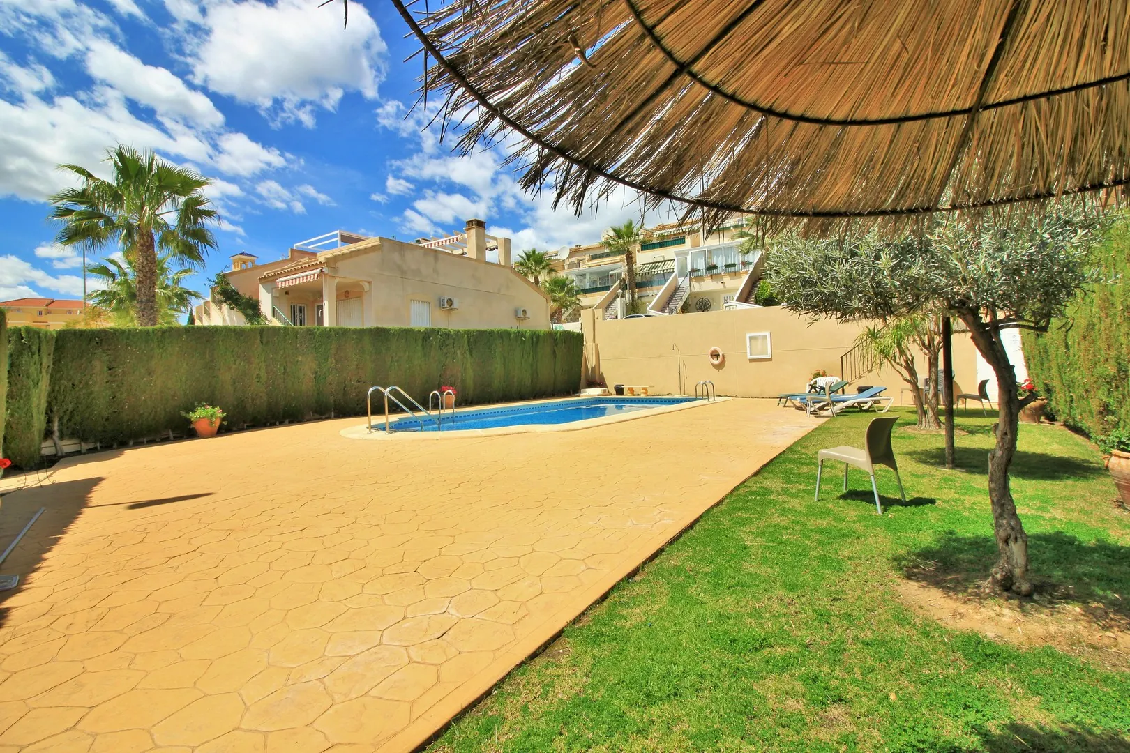 Casa adosada en venta en Villamartin