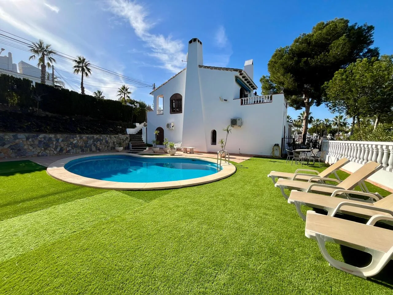 Villa à la vente à Villamartin