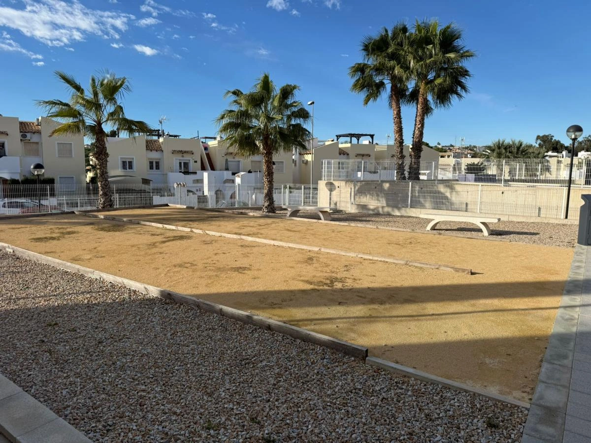 Apartment for sale in Villamartin