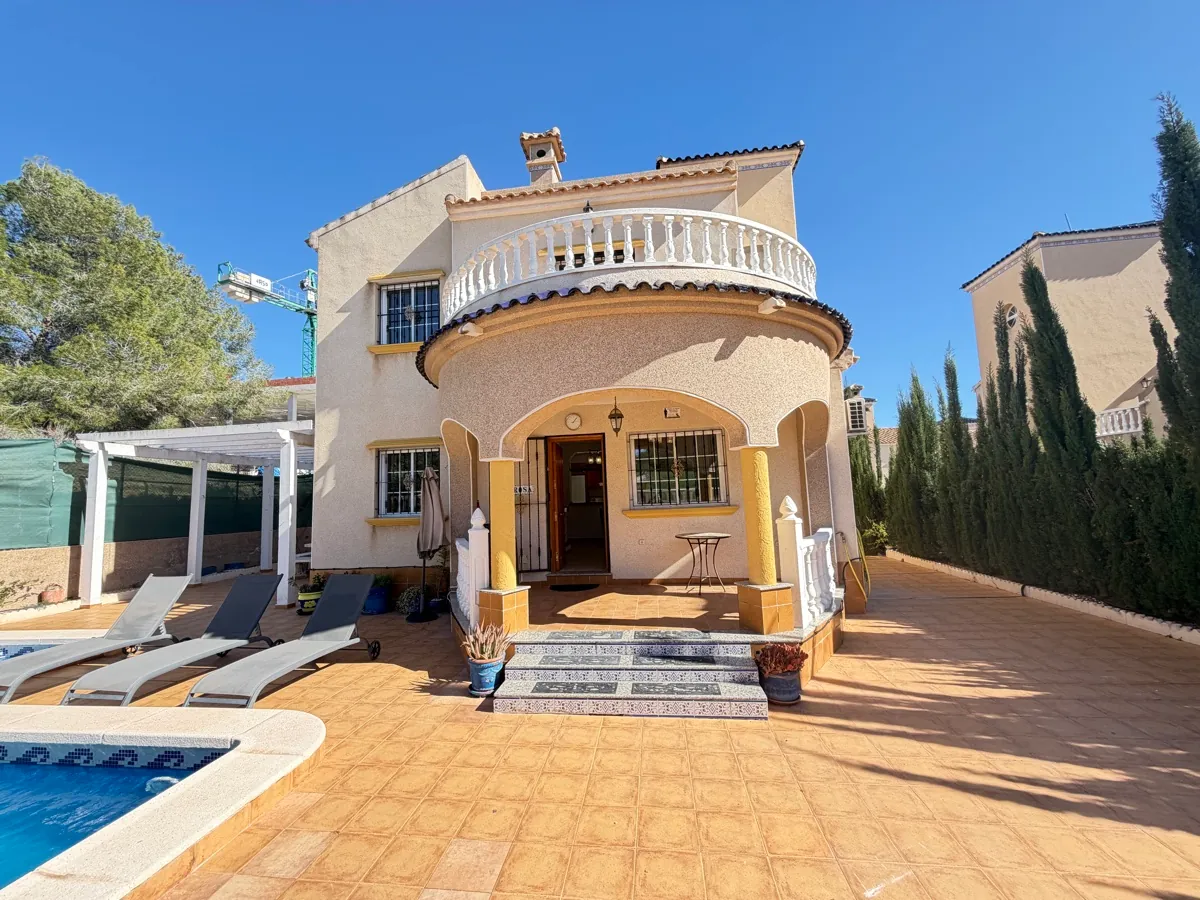 Chalet/Villa en venta en Villamartin