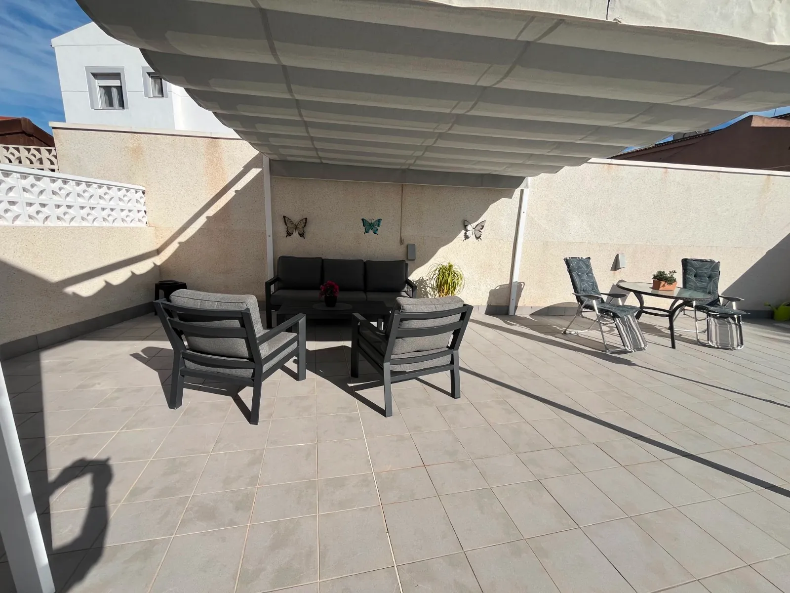 Villa for sale in Benijófar