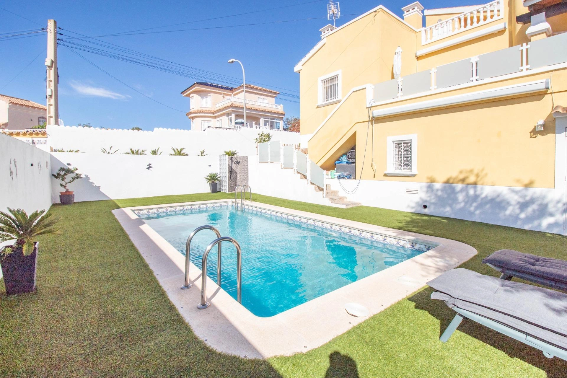Villa for sale in San Miguel De Salinas