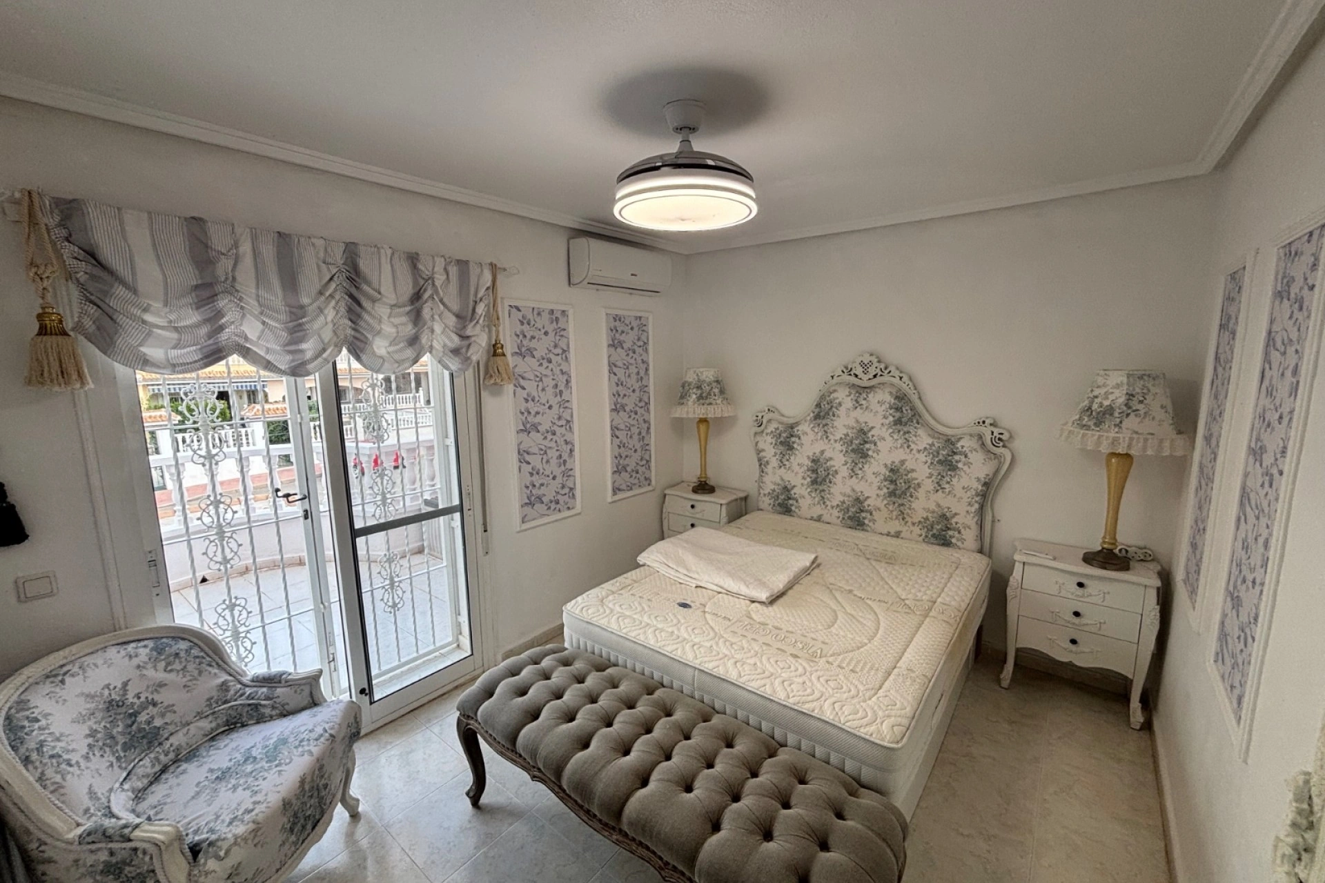 Maison jumelée à la vente à Benijófar