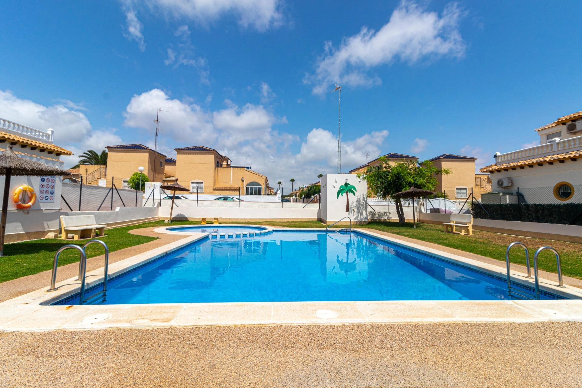 Maison jumelée à la vente à Torrevieja