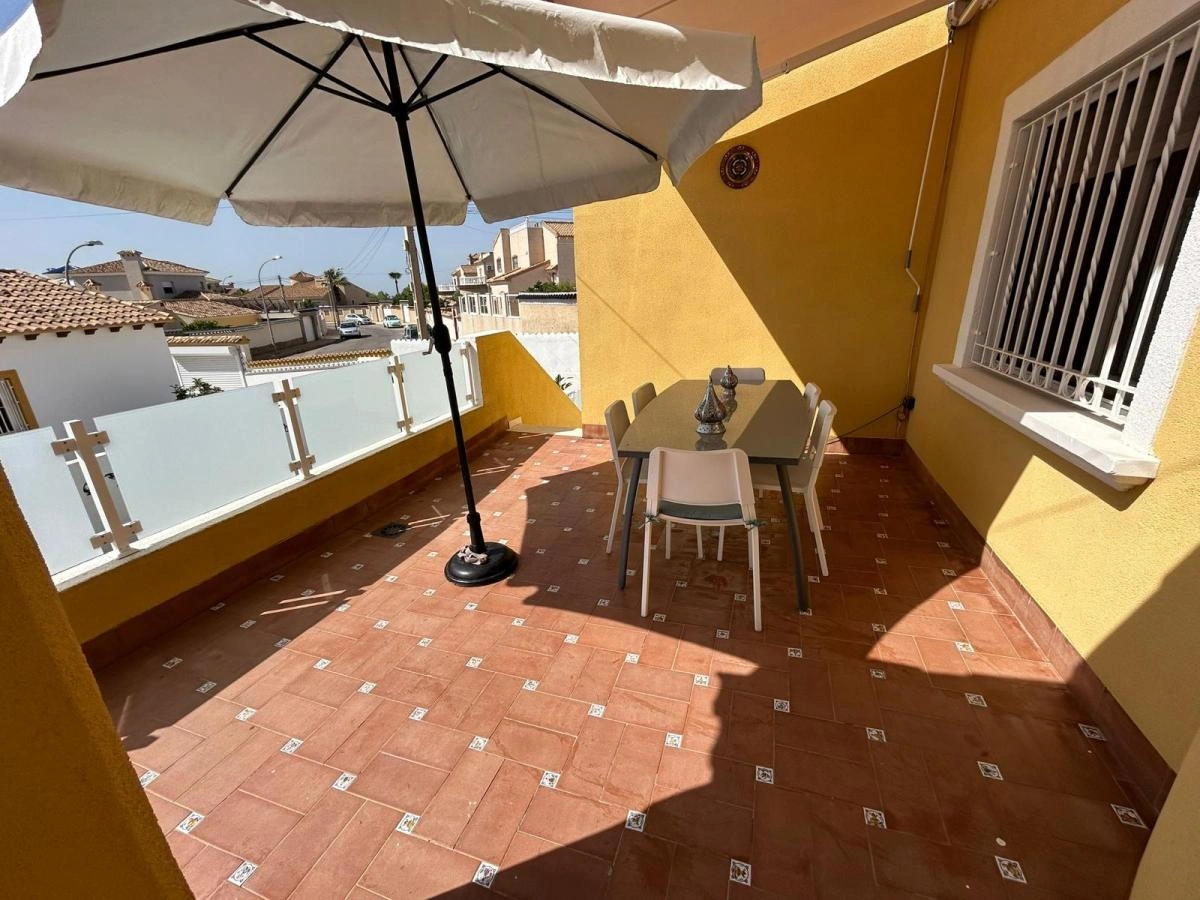 Detached Villa til salg i San Miguel De Salinas