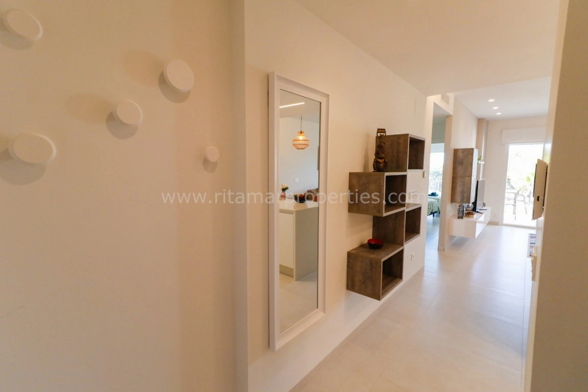 Apartment till försäljning i El Raso