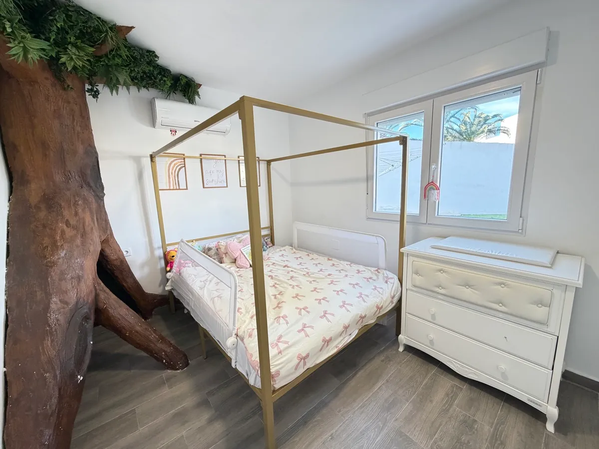 Villa en venta en Villamartin