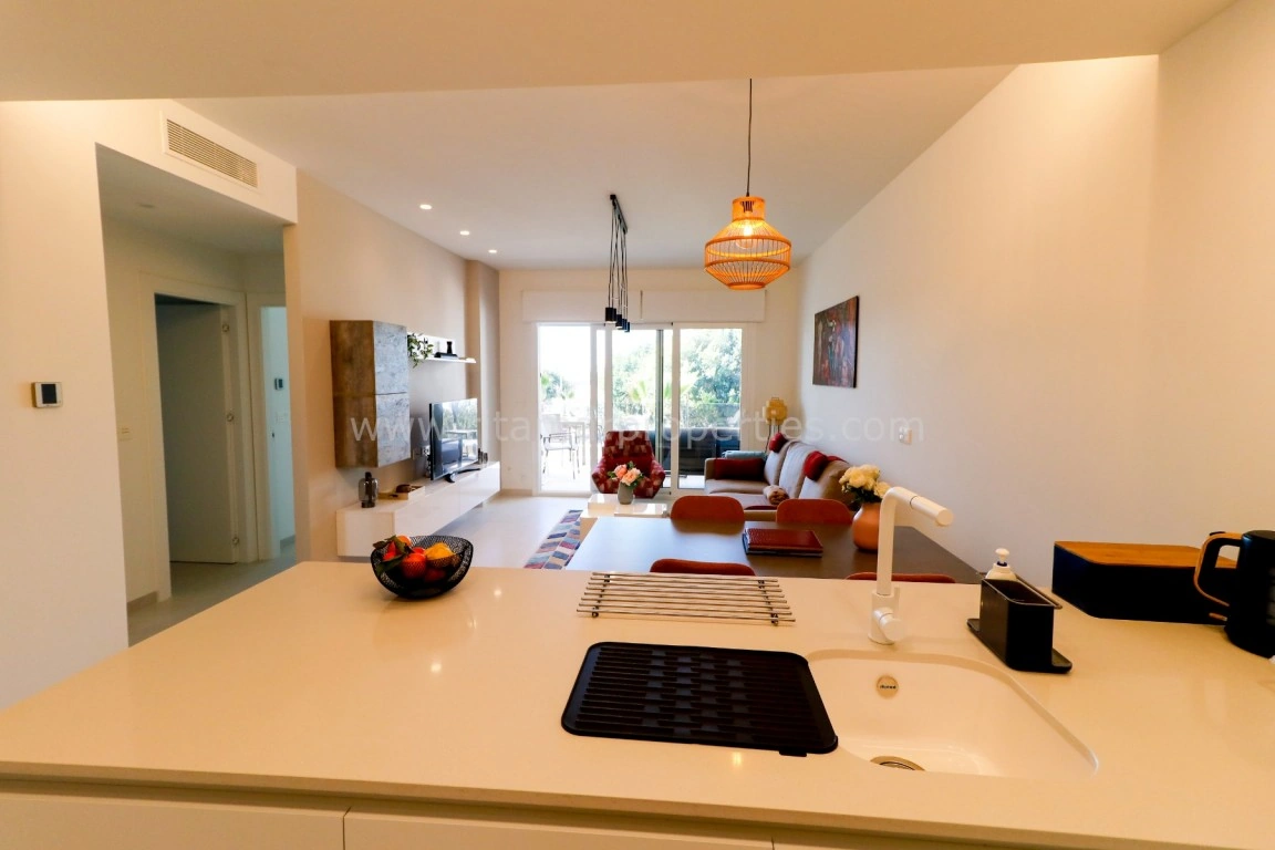 Apartment till försäljning i El Raso