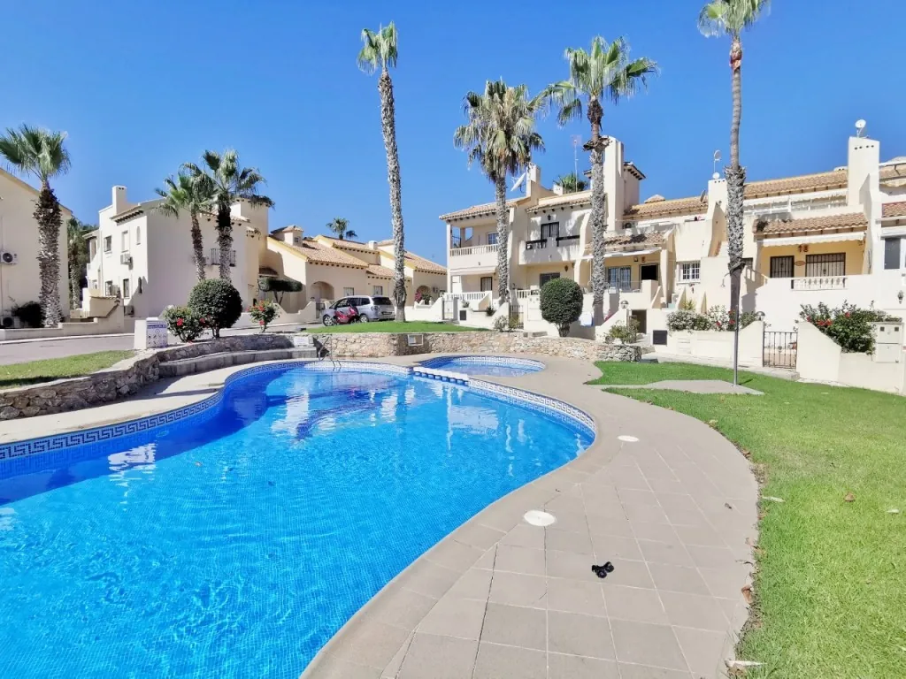 Duplex for sale in Las Ramblas Golf Resort