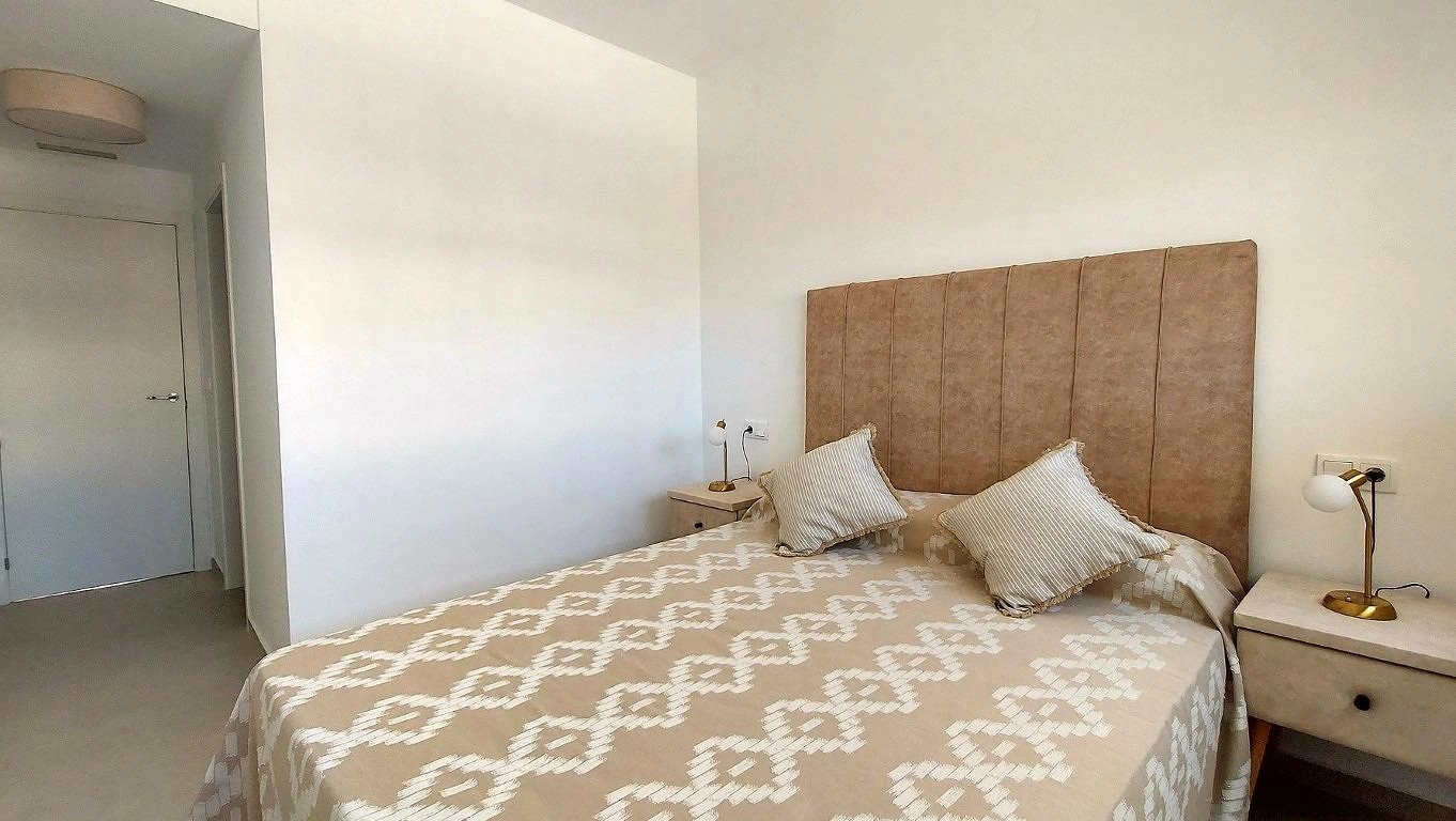 Flat for sale in San Miguel De Salinas