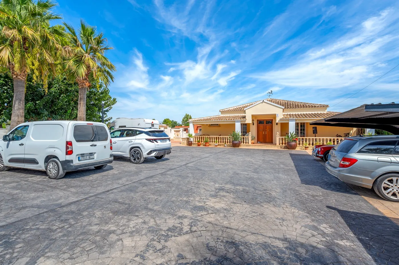 Country Estate for sale in Almoradí