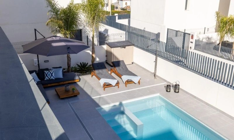 Villa for sale in Algorfa
