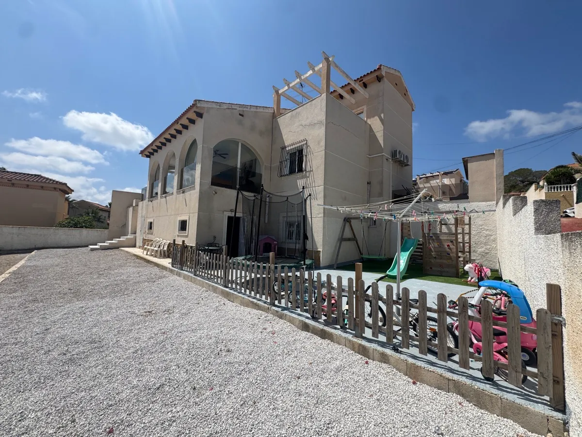 Villa à la vente à San Miguel De Salinas