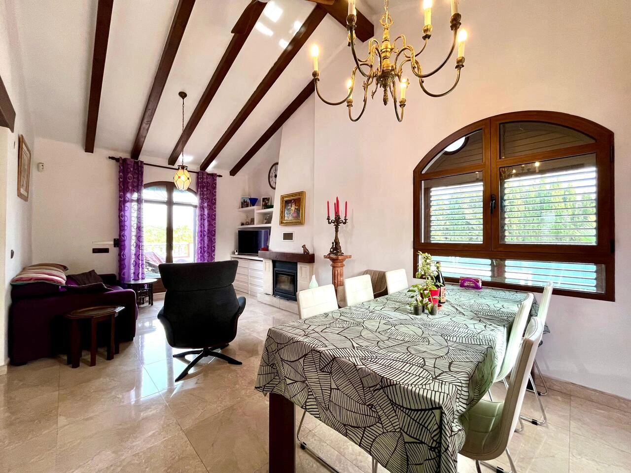 Villa à la vente à Villamartin