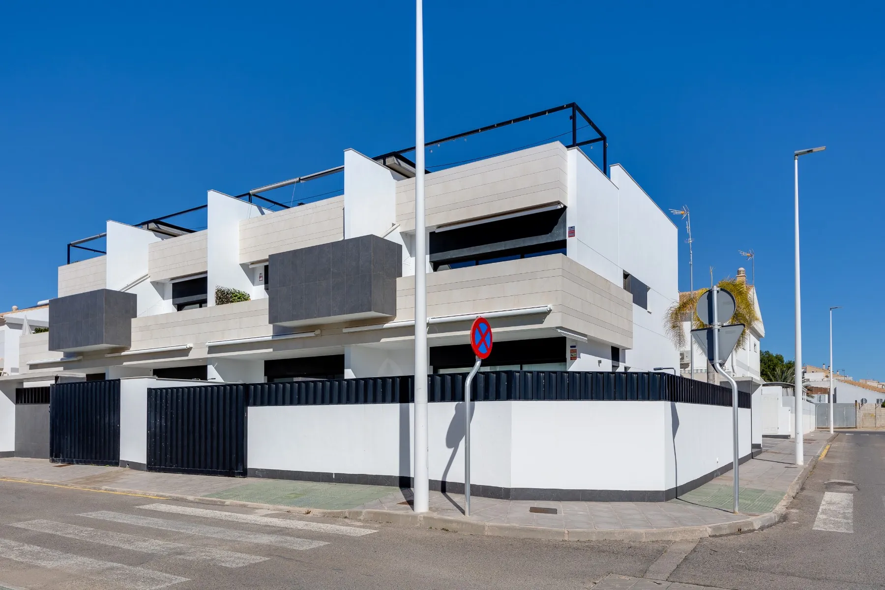 Bungalow for sale in Pilar De La Horadada