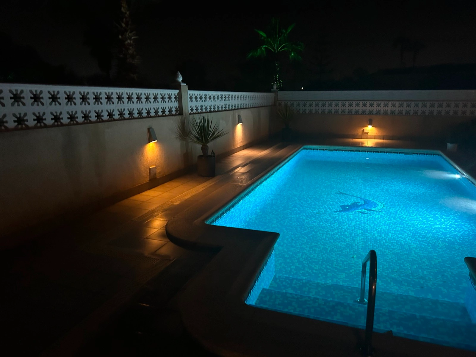 Villa for sale in Benijófar