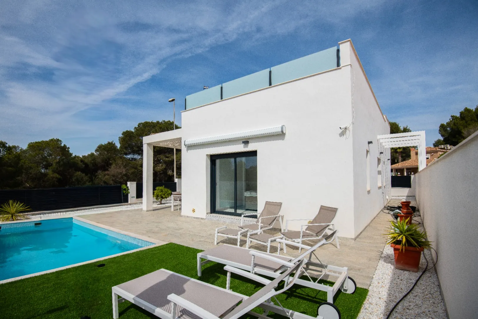 Modern Villa for sale in Pinar de Campoverde