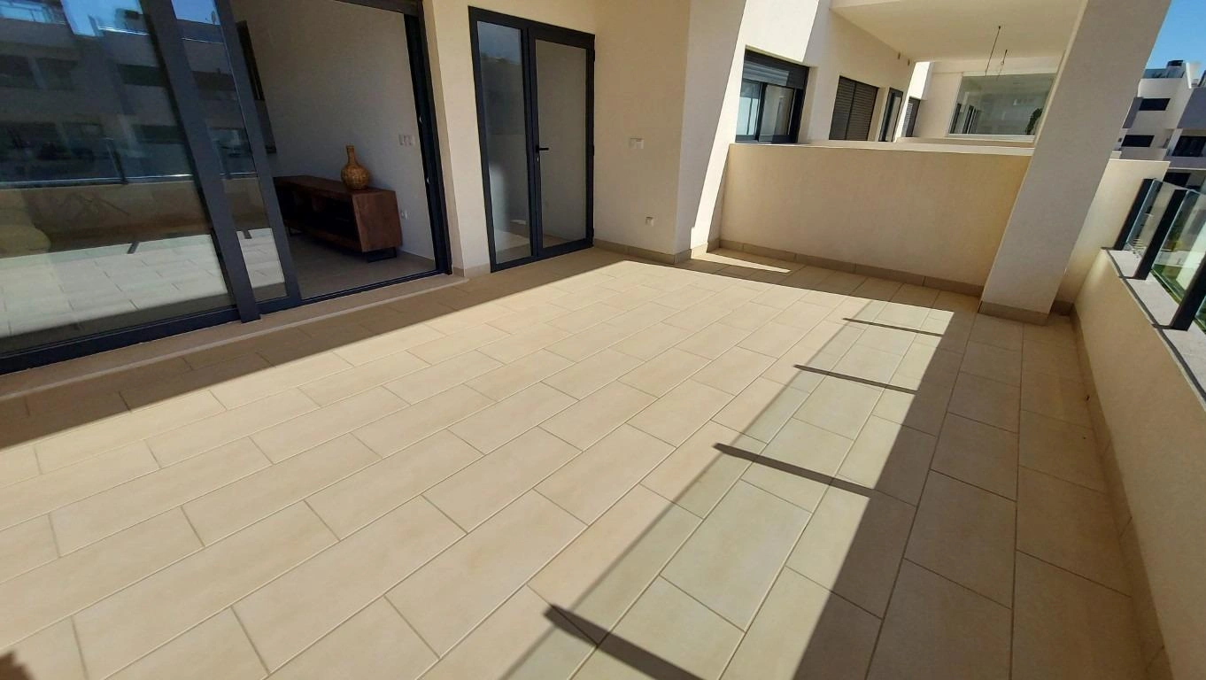 Flat for sale in San Miguel De Salinas