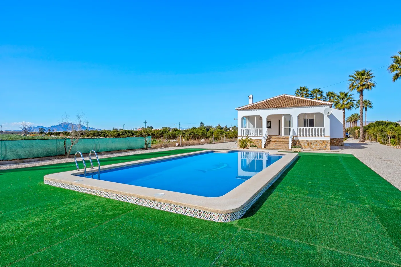 Country house for sale in Dolores