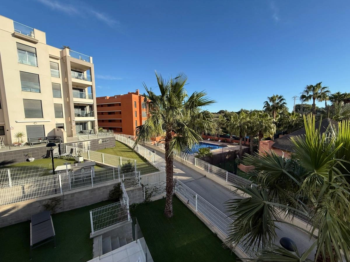 Apartment for sale in Villamartin