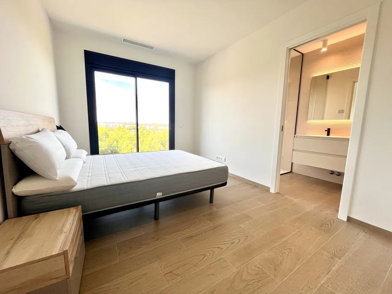 Flat til salg i Las Colinas Golf Resort