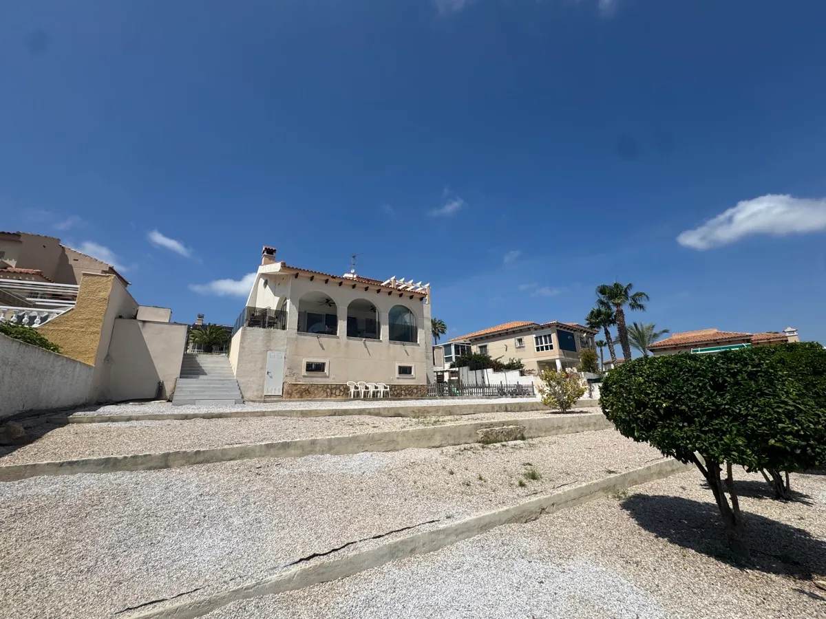 Villa à la vente à San Miguel De Salinas