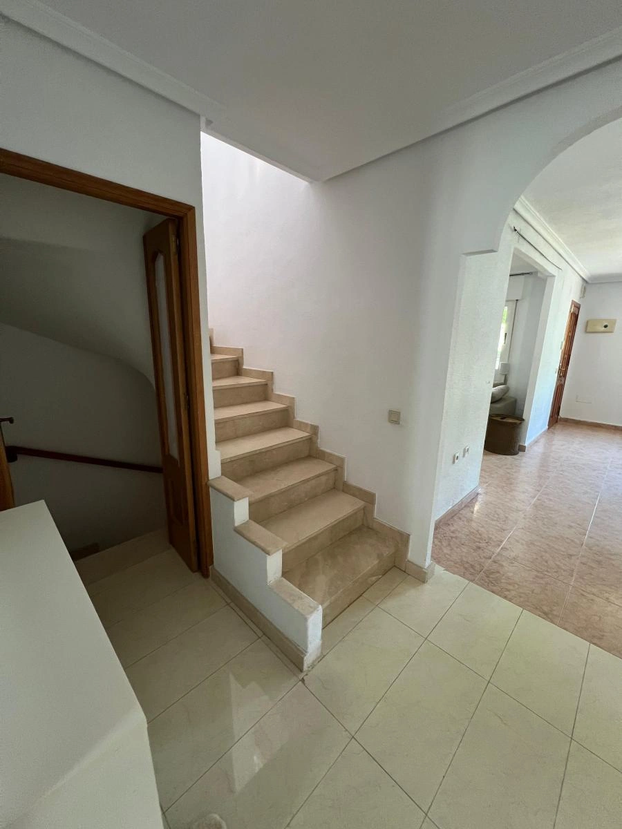 Townhouse te verkoop in Torre De La Horadada