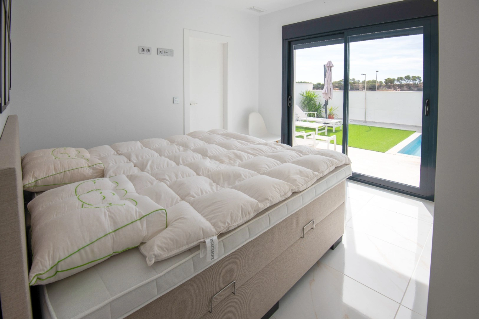 Modern Villa for sale in Pinar de Campoverde