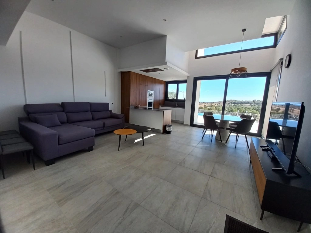 Villa for sale in San Miguel De Salinas