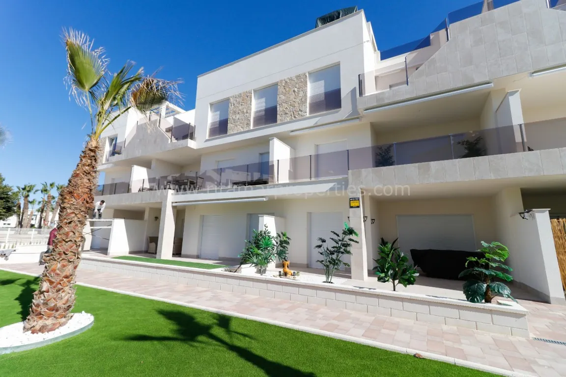 Apartment till försäljning i El Raso