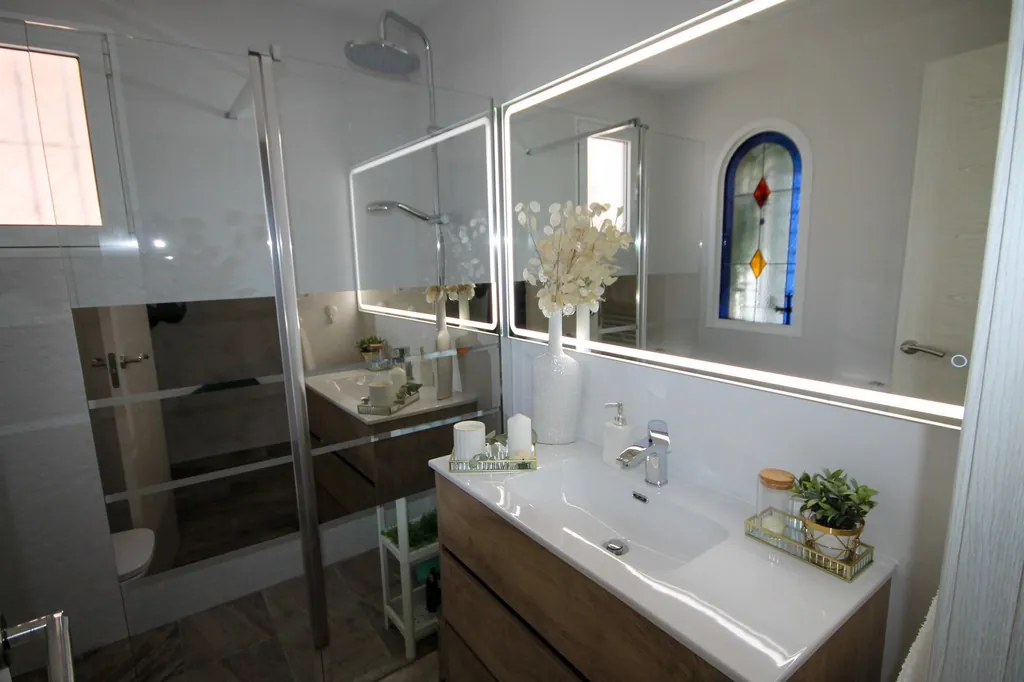 Villa til salg i San Miguel De Salinas
