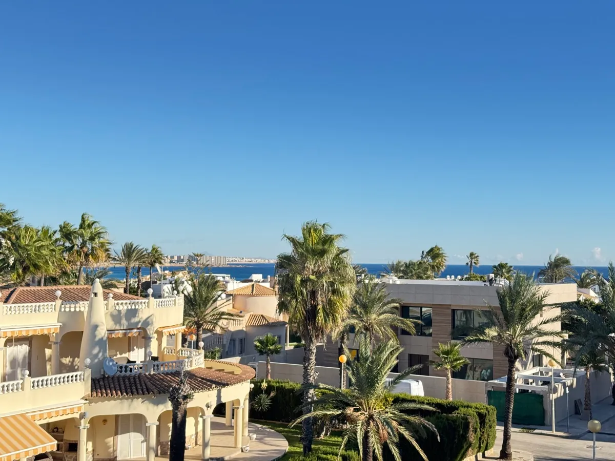 Villa zum verkauf in Cabo Roig