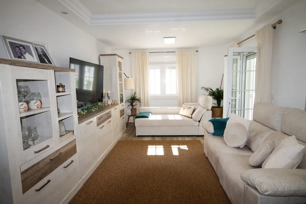 Villa til salg i San Miguel De Salinas